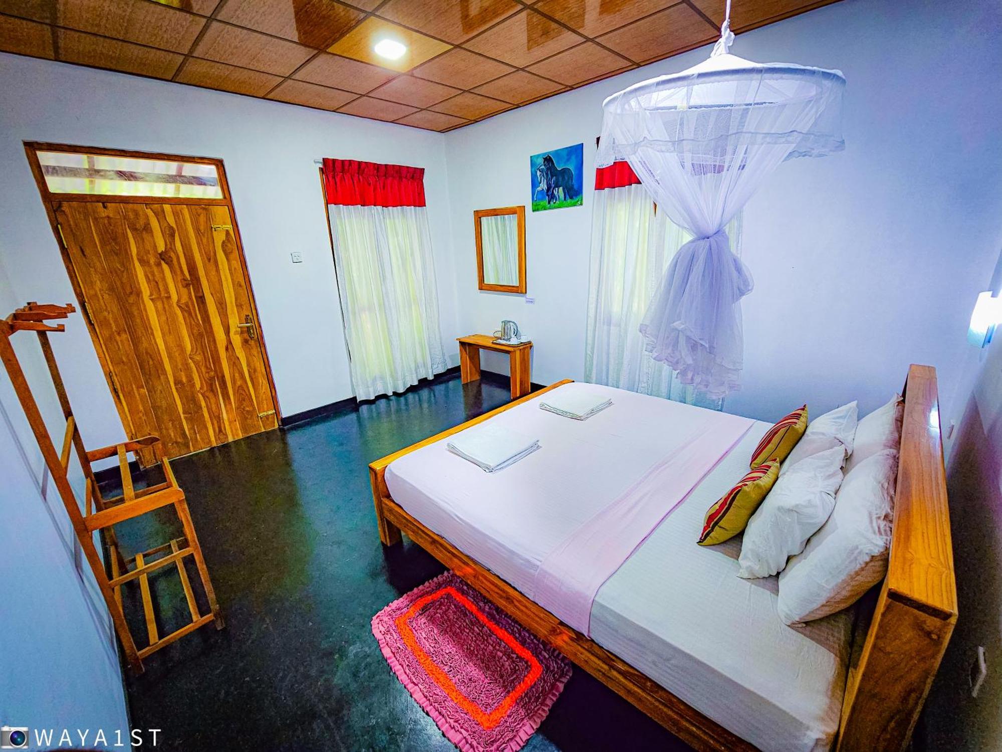 Bright Sun Safari Hotel Udawalawe Ngoại thất bức ảnh