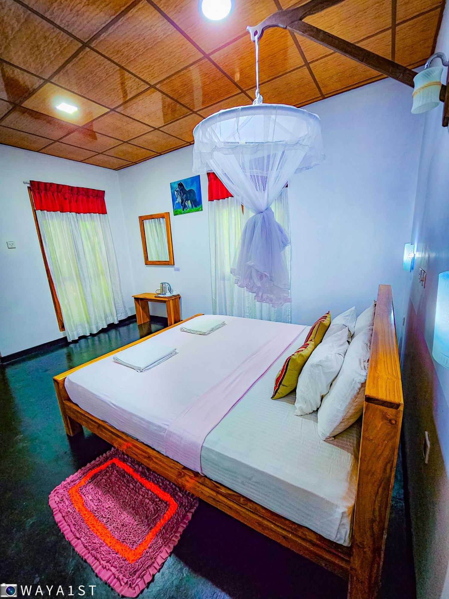 Bright Sun Safari Hotel Udawalawe Ngoại thất bức ảnh