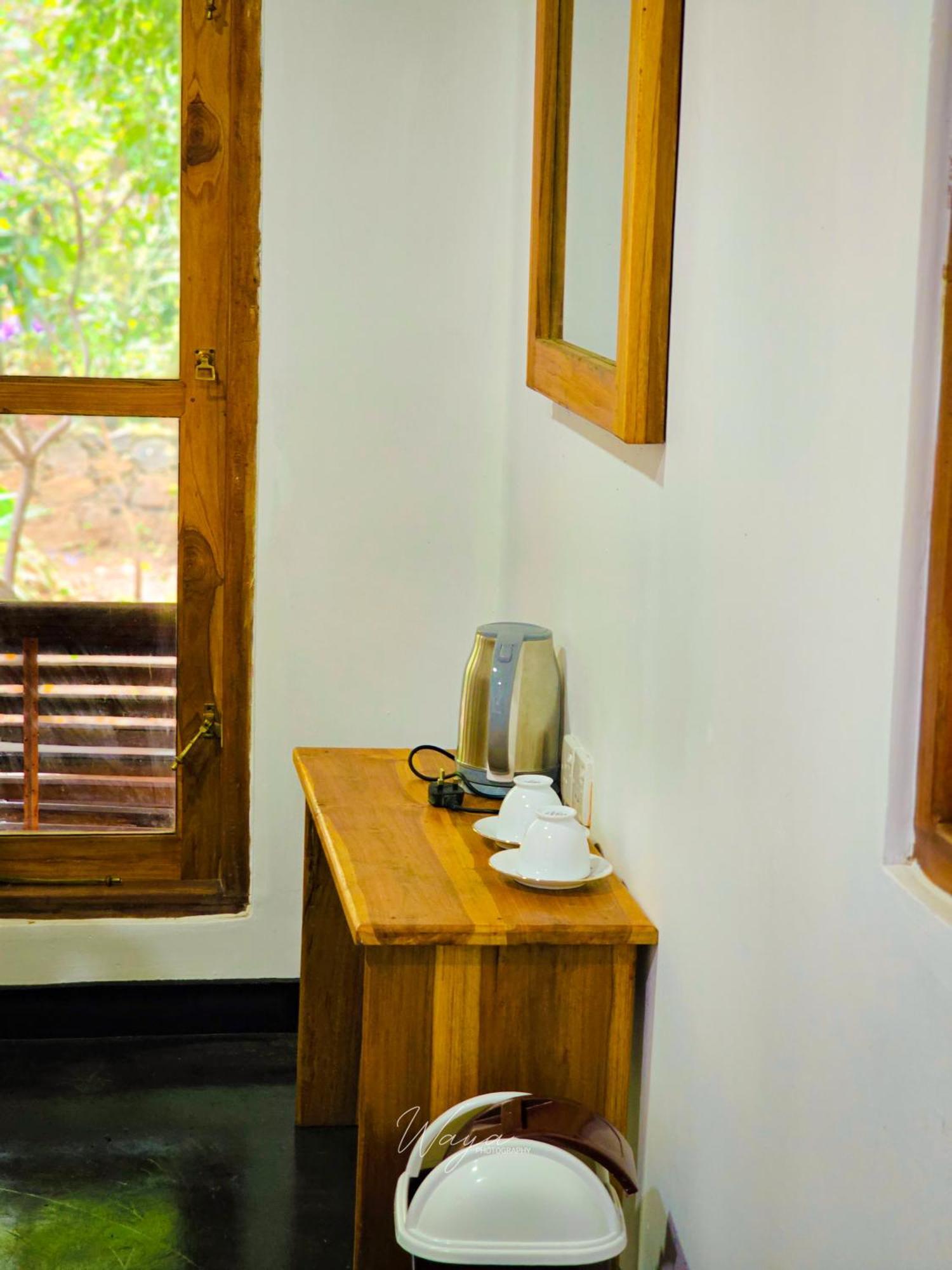 Bright Sun Safari Hotel Udawalawe Ngoại thất bức ảnh